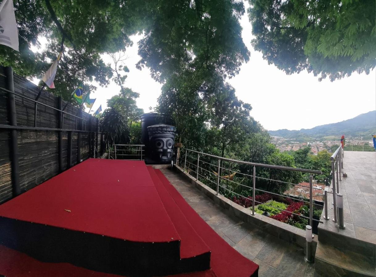Ayenda Ceiba Rooms Перейра Екстериор снимка