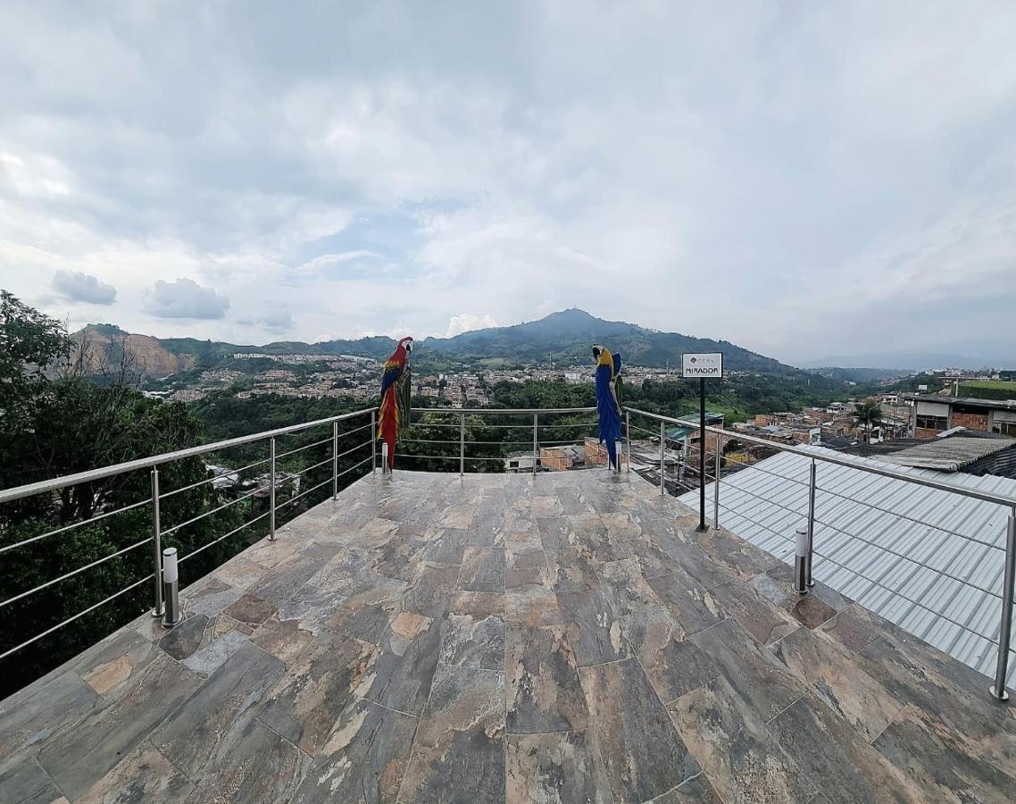 Ayenda Ceiba Rooms Перейра Екстериор снимка
